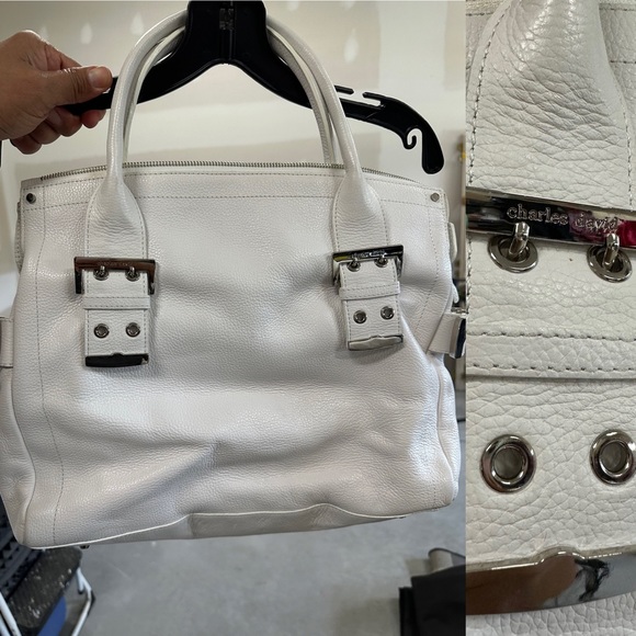 Charles David White Large Tote - Picture 3 of 3